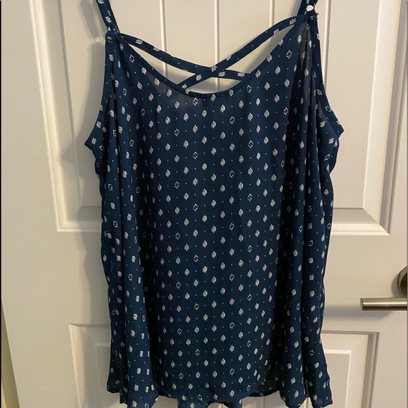 ❌SOLD❌ NAVY PLEATED GEORGETTE SWING CAMI - Picture 5 of 7